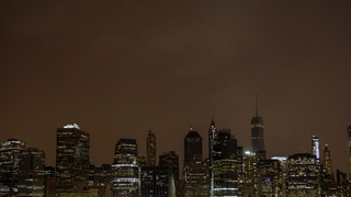 10 Dark Photos of The Lights Turned Out